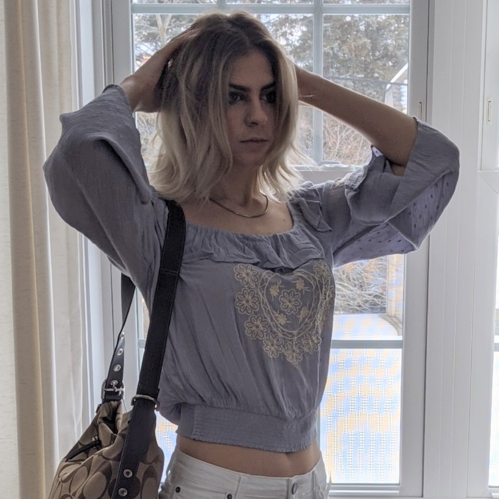 American Eagle Beautiful ❤️ blouse!